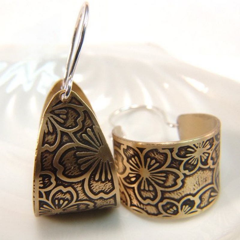 Vintage Embossed Flower Pattern Textured Metal Hook Dangle Earrings
